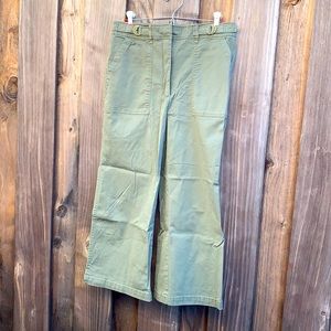 Green wide leg ankle length pants